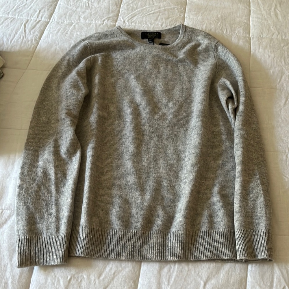 NWT Cashmere Crewneck Sweater